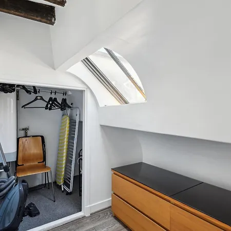 Saint-sauveur Cozy Nest Apartment Paris