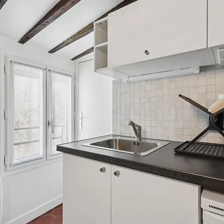 Saint-sauveur Cozy Nest Apartment